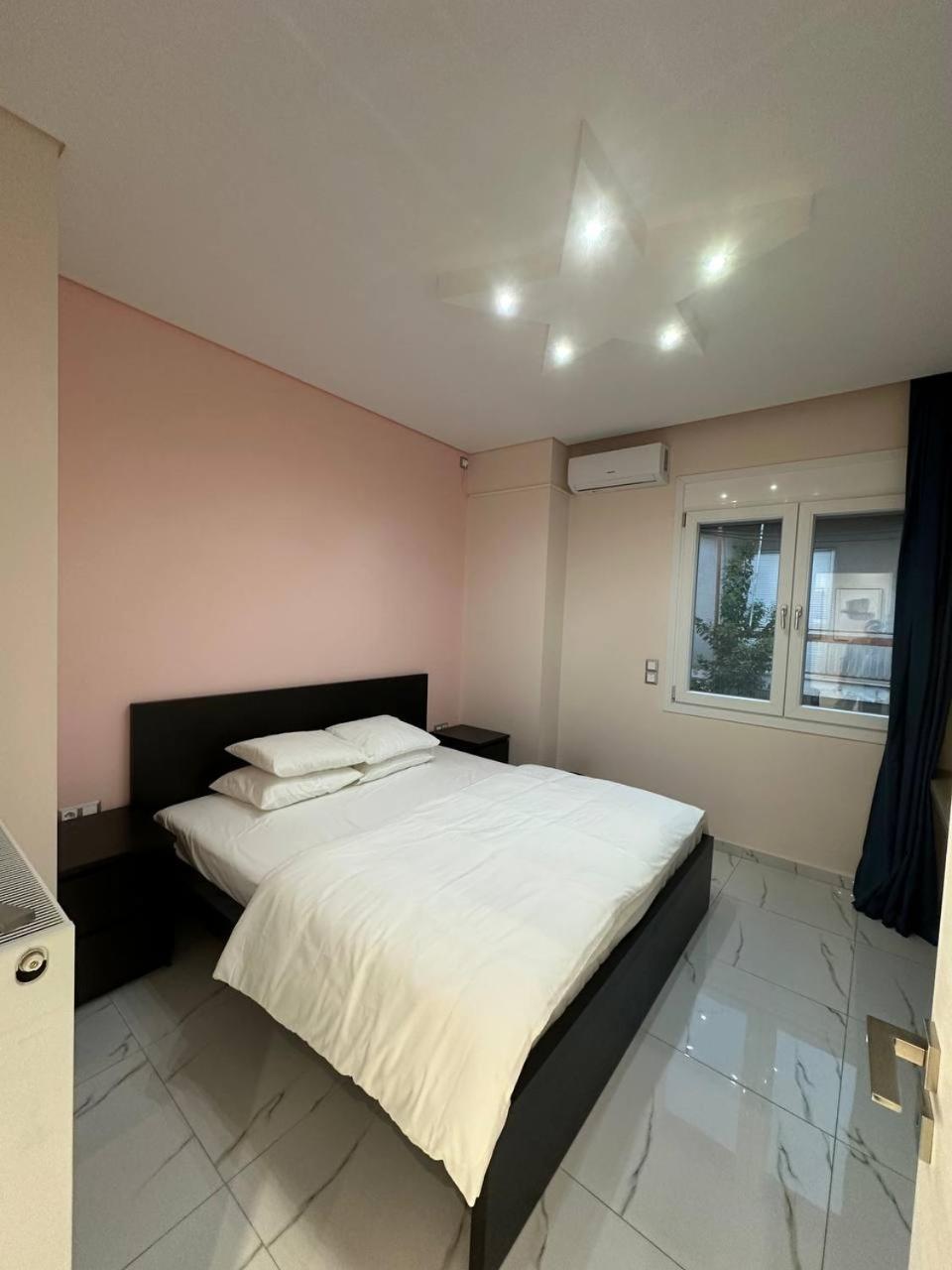 Warm And Modern Brand New Apartment Le Pirée Extérieur photo